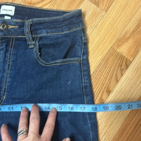 Sneak Peek wide leg jeans - Picture 8 of 9